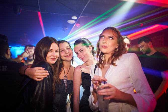 Pub Crawl of Central London - Why This Central London Bar Hop Feels Like a Shortcut