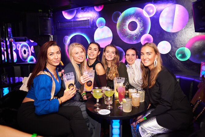 Pub Crawl of Central London - Free Shots, Discounts, and the Photo Factor