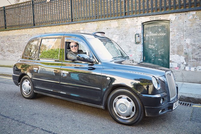 Rock Cab Tours presents Music Legends Private Taxi Tour of London - Beatles Highlights: Abbey Road Crossing and the Apple HQ Rooftop Era