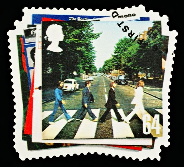 Rock ‘n Roll London Tour By London Taxi - Abbey Road zebra crossing, why that photo stop hits harder than you expect