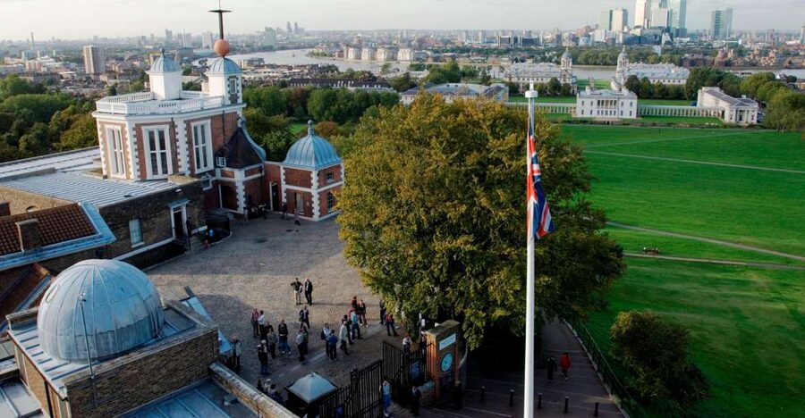 Royal Observatory Greenwich & Prime Meridian Entrance Ticket - Standing astride the Meridian Line at 0 degrees longitude