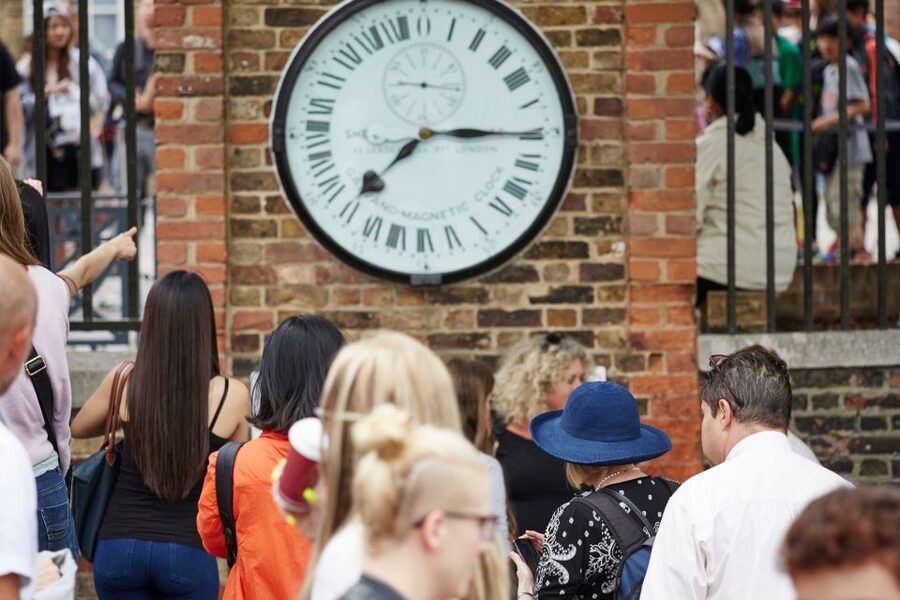 Royal Observatory Greenwich & Prime Meridian Entrance Ticket - From Greenwich Park gates to the Observatory hilltop