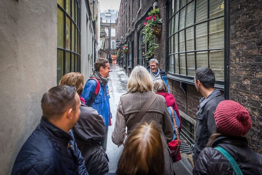 Secrets of London Walking Tour - Meet at Trafalgar Square, Then Go Find the London You Missed