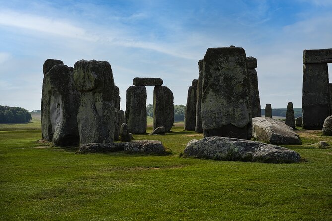 Small-Group Day Trip to Stonehenge, Bath and Windsor from London - Why Stonehenge, Bath, and Windsor in One Day Makes Sense