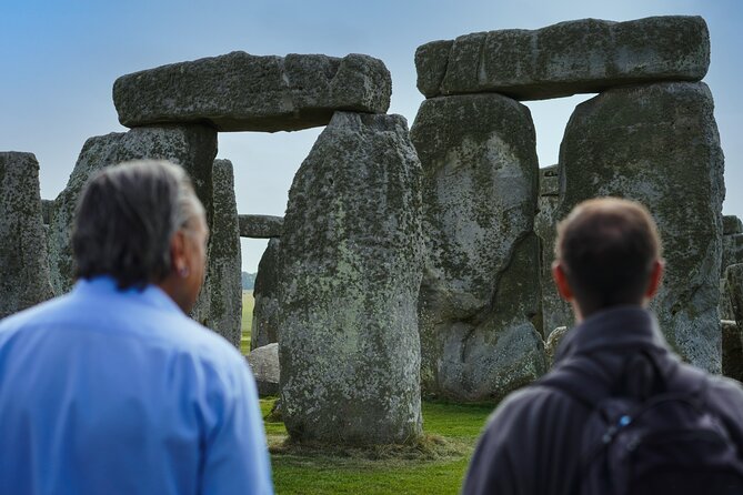 Small-Group Day Trip to Stonehenge, Bath and Windsor from London - Windsor Castle: working royal residence rules you should plan around