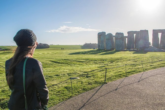 Small Group Stonehenge, Bath and Secret Place Tour from London - The ride out of London: comfort matters when the day runs long