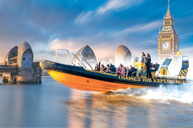 Speedboat Cruise Tour: Embankment OR Westminster Pier -70 minutes - The Central London Stretch: Sights Close to the River