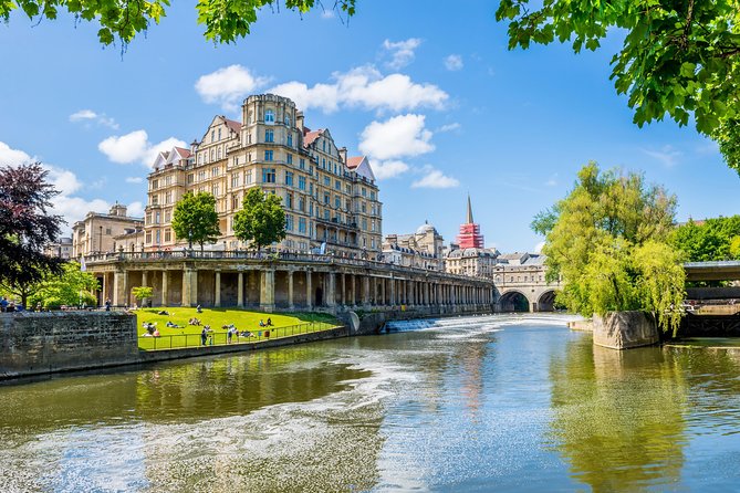 Stonehenge and Bath Day Guided Tour from London - Pulteney Bridge: A 10-Minute Photo Stop with Real Charm