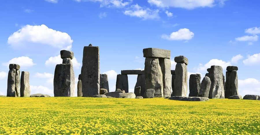 Stonehenge, Bath, Windsor and Roman Baths London Day Tours - The coach ride, tour manager support, and real-world comfort