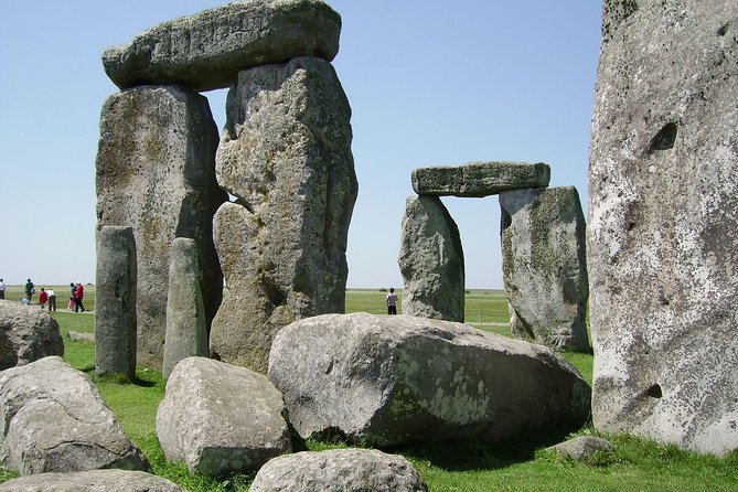 Stonehenge Half-Day Tour from London with Admission - Your Guaranteed Admission Stop, Plus Two Hours to Explore