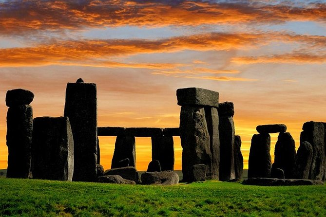 Stonehenge Inner Circle Access Day Trip from London Including Windsor - Group size, guides, and the audio headset advantage