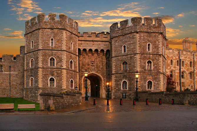 Stonehenge, Windsor Castle and Bath Full Day Guided Tour - Quick hits before you go