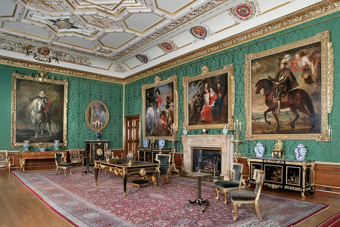 Stonehenge, Windsor Castle and Bath Full Day Guided Tour - Bath and the Roman Baths: your 90 minutes and how to use them well