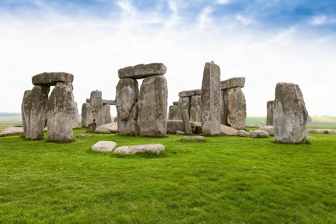 Stonehenge, Windsor Castle and Bath with Pub Lunch in Lacock - Windsor Castle and St George’s Chapel: the royal core of the day