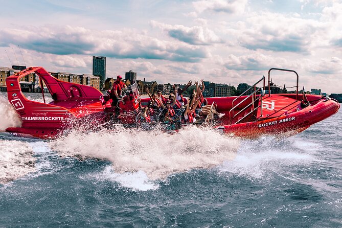 Thames High-Speed Zone Speedboat in London - Crew energy, jokes, and why the commentary makes the landmarks stick