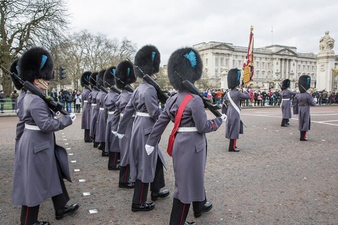 The Changing of the Guard Tour and Buckingham Palace - Price and value: what $24.95 gets you in London terms