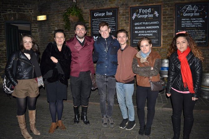 The Cloak and Dagger Tour in London - Meeting at 77 Borough High St and getting ready for a night walk