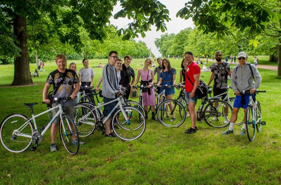 The London "Big Six" and a Pub. 5.5 hour tour - The bike setup you will actually appreciate on a 22 km day