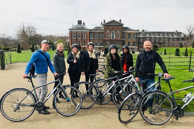 The London Landmarks. 3.5 hour Morning tour - Hyde Park and Parliament Square: where the ride feels lighter
