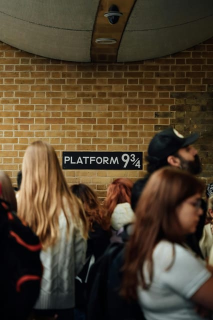 The most complete and exclusive Harry Potter tour in London - Millennium Bridge to St Paul’s and the urban drama of film locations