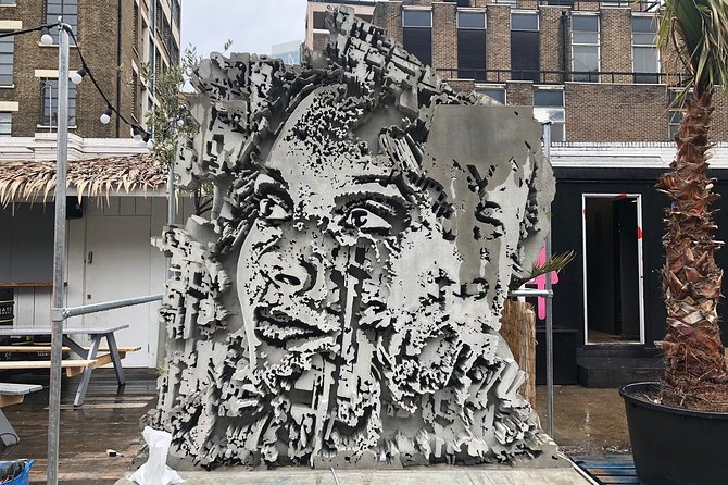 The Original London Street Art Tour - Stop 3: Shoreditch High Street Station, viewing angles and street art context