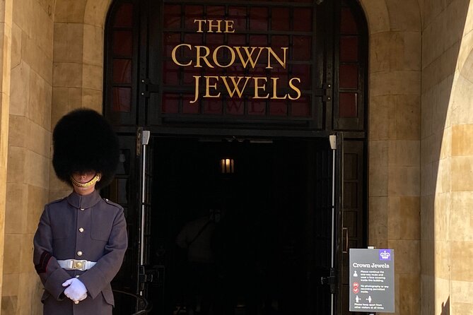 The Tower of London - Small Group Tour with a Local Expert - White Tower and Royal Armouries: where the Tower’s power shows up fast