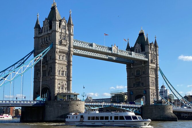 The Tower of London - Small Group Tour with a Local Expert - Who this tour suits best, and who should think twice