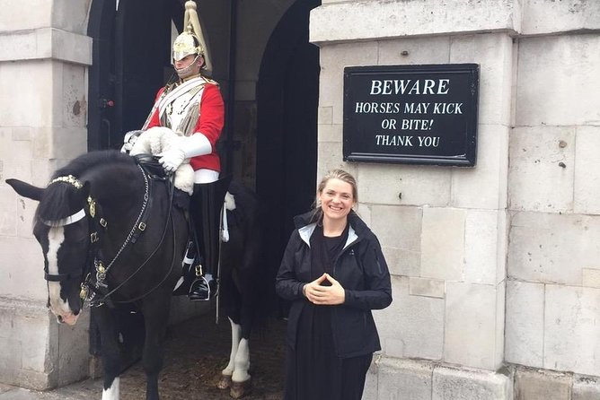 The Ultimate 6-hour Private Tour of London in an Iconic Black Cab - The Trafalgar Square to St Paul’s arc: the city’s grand spine