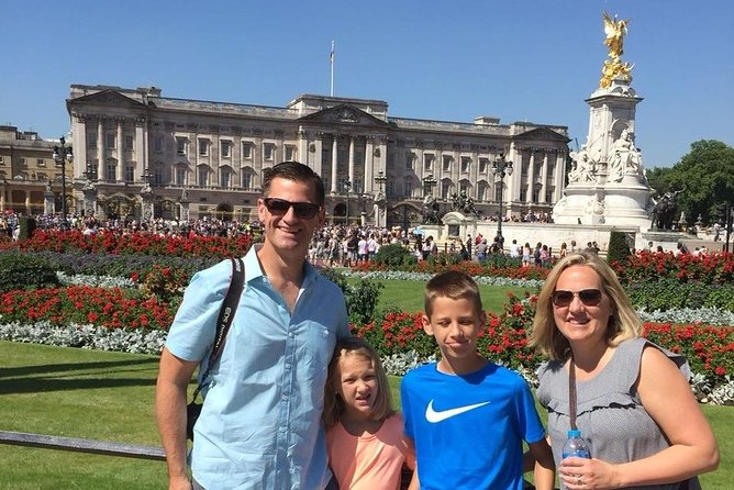 The Ultimate 6-hour Private Tour of London in an Iconic Black Cab - Art and royal landmarks: National Gallery to the Victoria Memorial