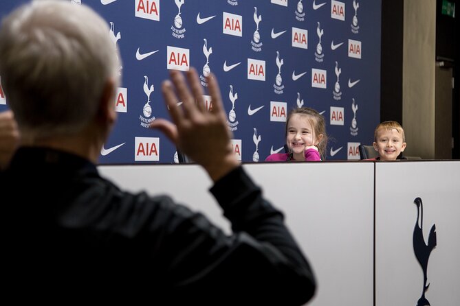 Tottenham Hotspur Stadium Tour - Check-in, mobile ticket, and that multimedia device moment