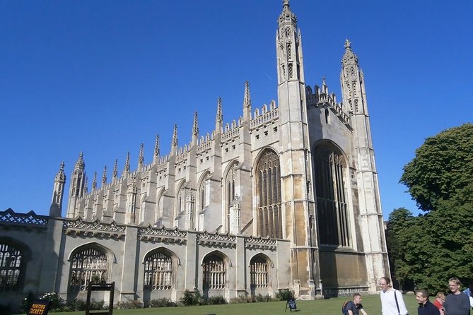 Walking Tour of Cambridge - Cambridge Is Built for a Guided Walk