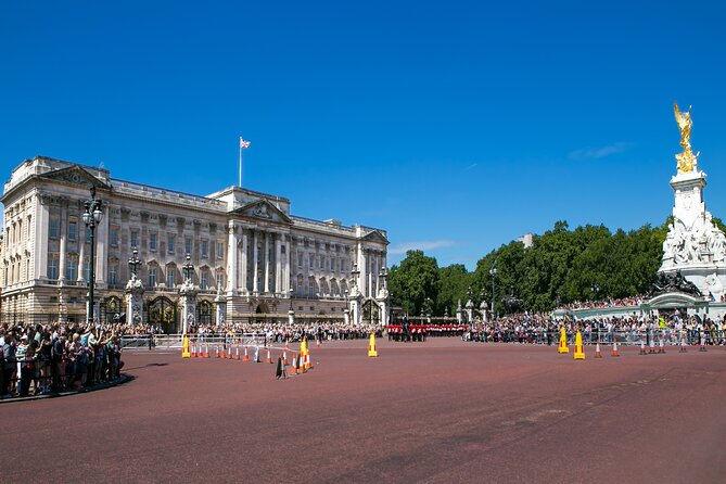 Walking Tour of London Westminster Abbey, Big Ben, Buckingham - Westminster Abbey: skip-the-line interior or service-style self-visit