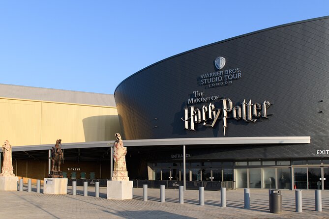 Warner Bros. Studio Harry Potter Tour with Superior Transport from London - Diagon Alley and Olivanders: photo stops that feel like set dressing, not wallpaper