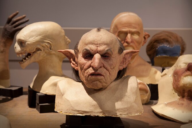 Warner Bros. Studio Tour London - The Making of Harry Potter and Oxford Day Trip - Oxford Free Time: One Hour to Spend Smart