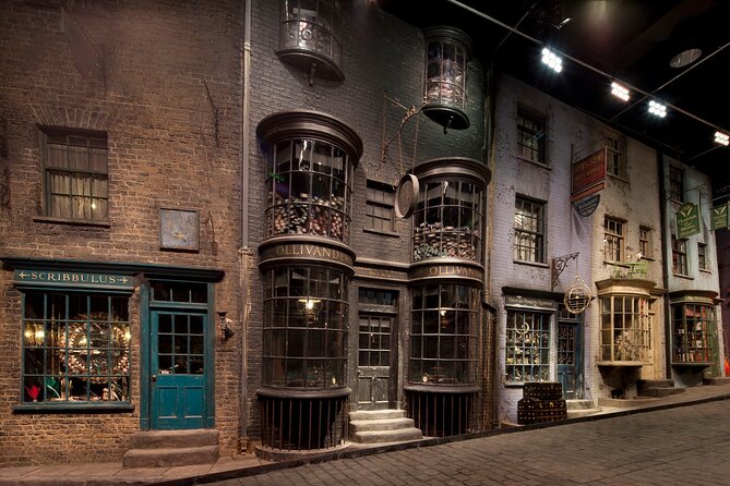 Warner Bros. Studio Tour London - The Making of Harry Potter and Oxford Day Trip - Coach Ride to the Studio: Use the Time, Don’t Fight It