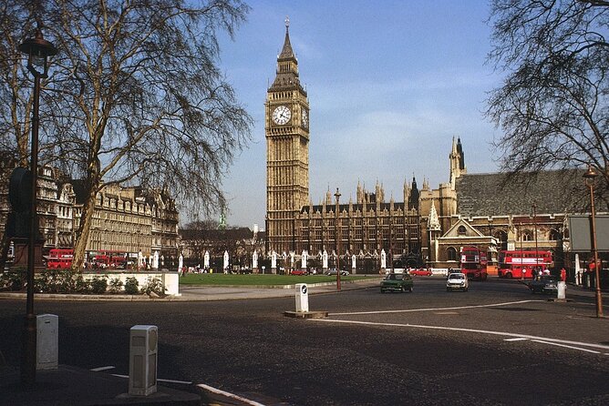 Westminster Abbey, Big Ben, Buckingham Guided Tour of London - Stopping for coffee on Tothill Street, then walking toward the palaces