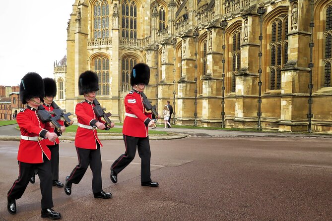 Windsor Castle Half Day Trip from London by Luxury Coach - Why a Half-Day Windsor Castle Tour Beats the Usual DIY Plan