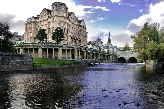 Windsor, Stonehenge and Bath Trip from London - Windsor Castle and St George’s Chapel: Royal Ground You Can Walk